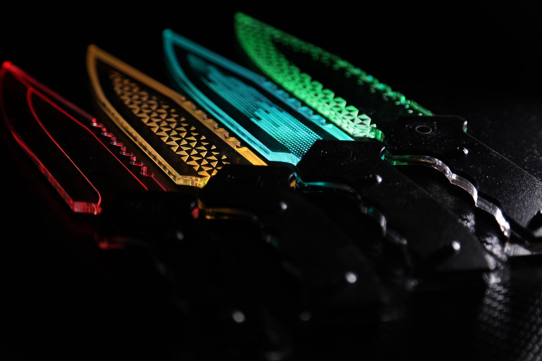 LED Cosplay Blade – Cyberpunk Light-Up Prop | Acrylic Glow Blade | Custom Sci-Fi Accessory
