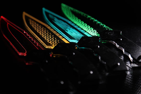 LED Cosplay Blade – Cyberpunk Light-Up Prop | Acrylic Glow Blade | Custom Sci-Fi Accessory