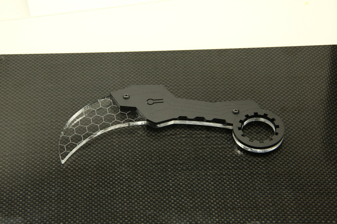 Cyberpunk Cosplay Blade | LED Light-Up Prop - Futuristic Cosplay Accessory